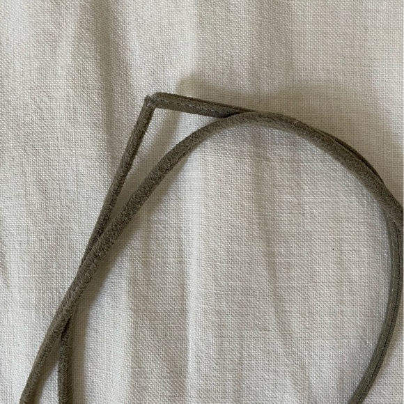 BAGGU Suede Crossbody Purse - Picture 4 of 5